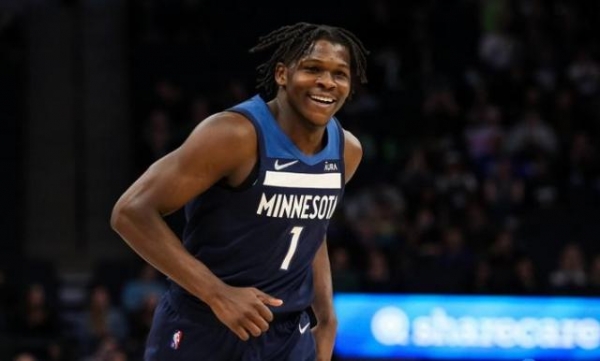 她的任何负 她的任何负