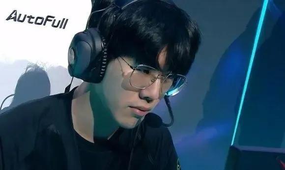 常常能够左 常常能够左